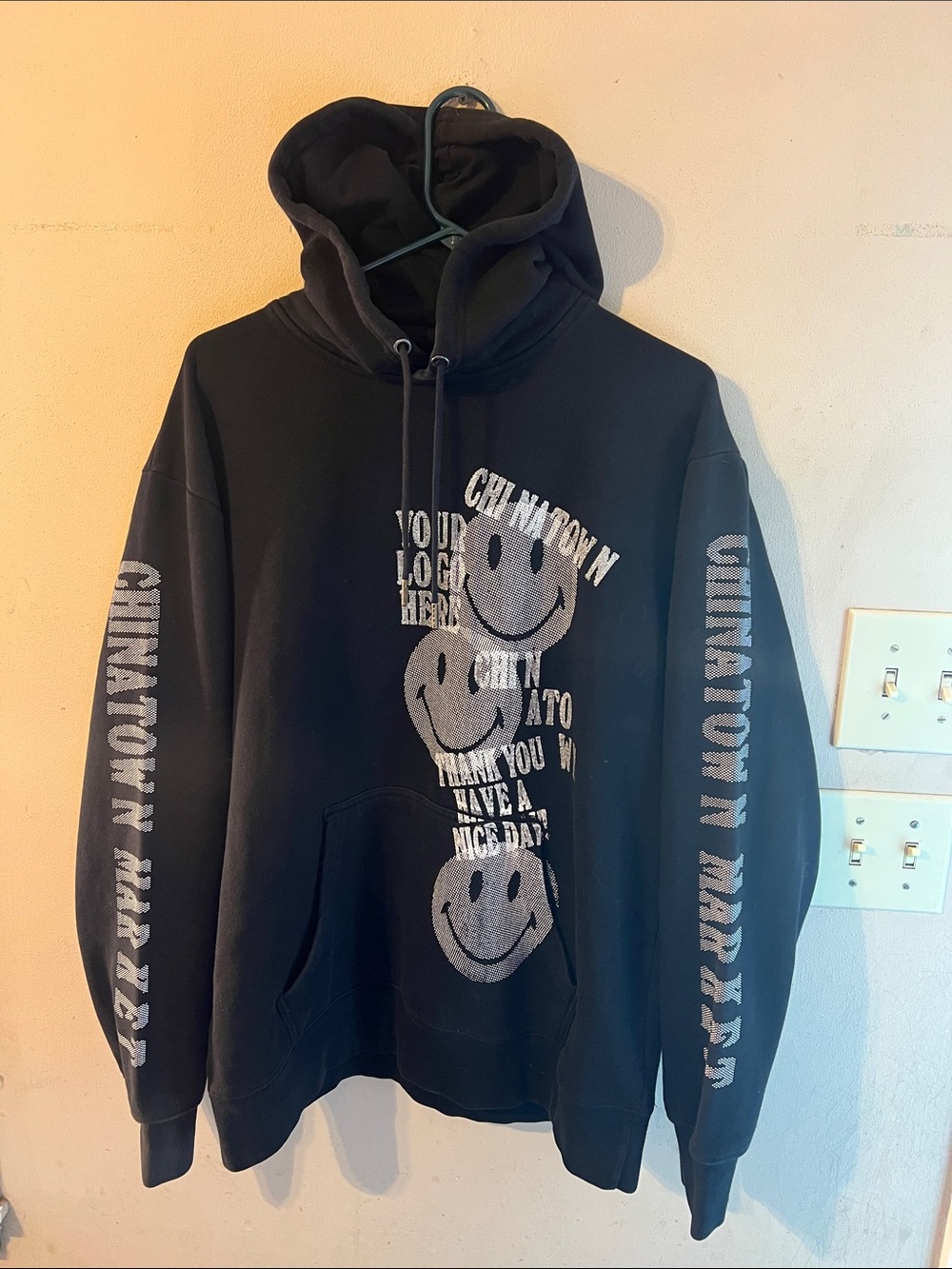 CHINATOWN MARKET LIMITED EDITION SMILEY ORIGINALS HOODIE BLACK SIZE XL